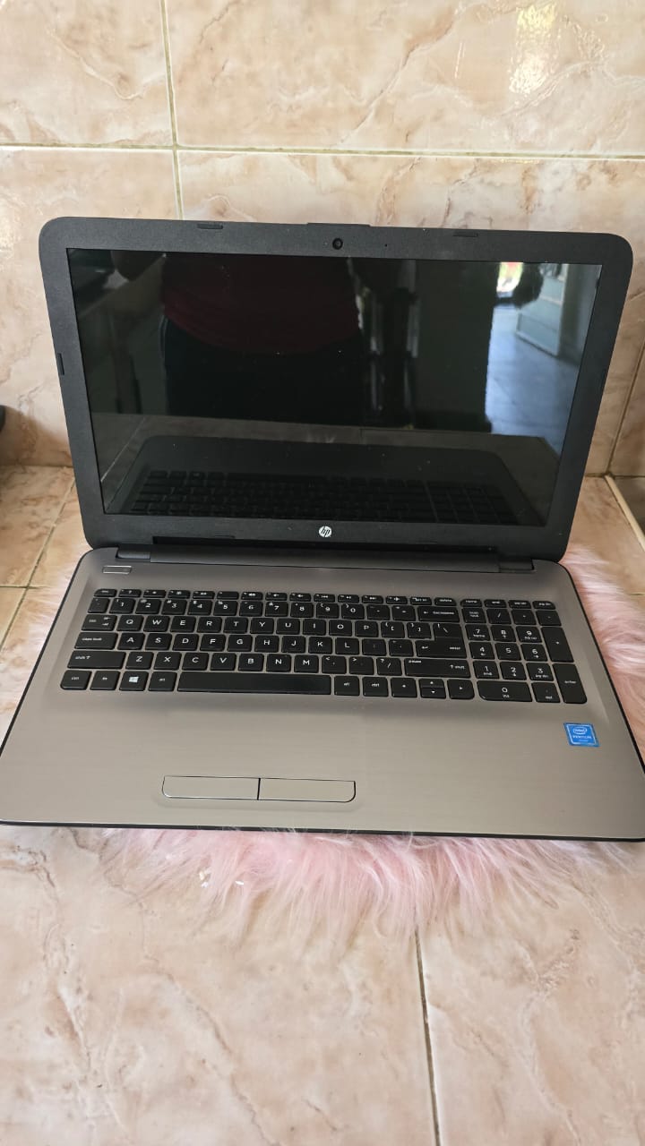 Laptop